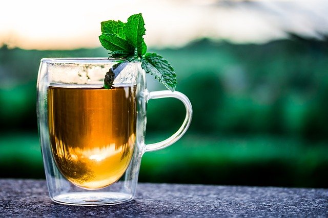 Jak parzyć herbatę? 5 sposobów z różnych stron świata